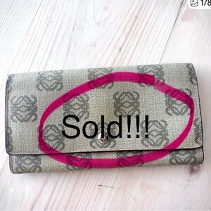 $800 Loewe Long Continental Anagram wallet